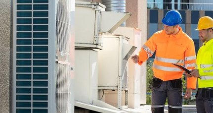 UK compliance experts successfully qualify two TM44 inspectors